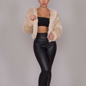 CROPPED FAUX FUR JACKET - BEIGE